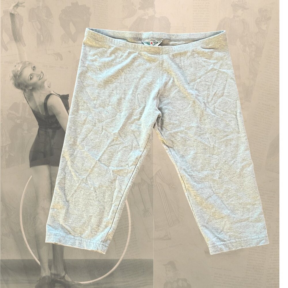 Hard Tail Low Rise Knee Legging in Heather Gray - L - EUC - Easy Workout Option!